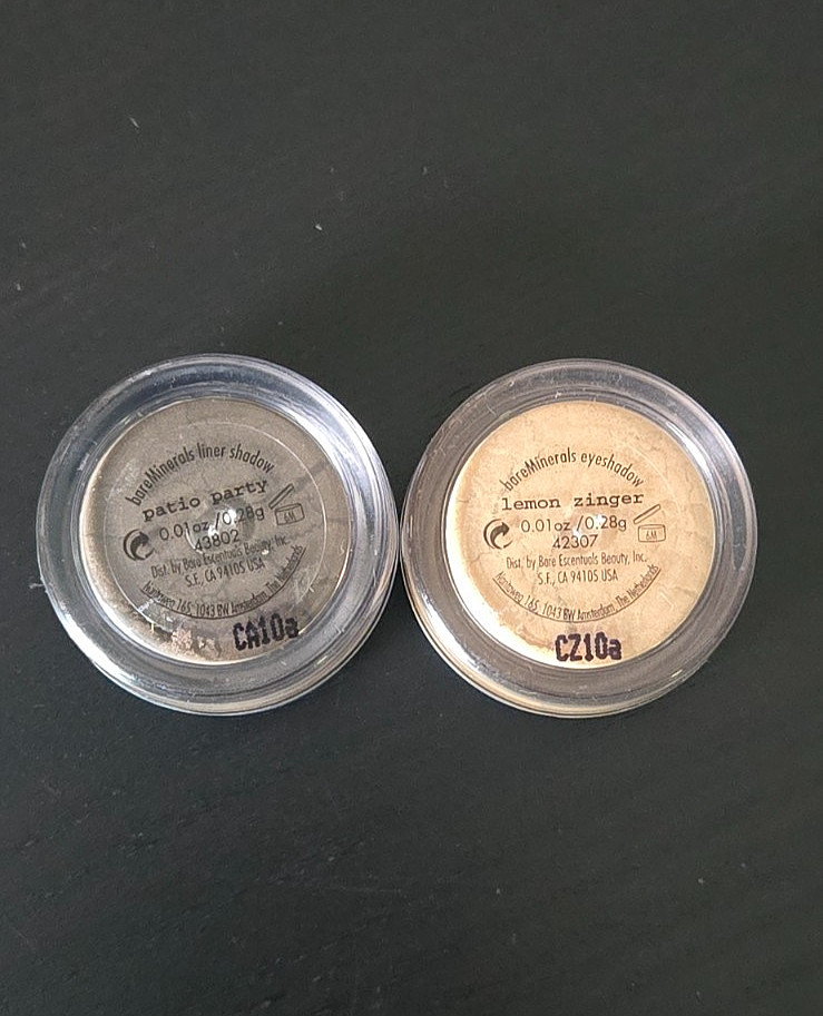 BareMinerals i.d. Makeup Lot Mineral Veil Foundation Eyeshadow Bundle + Brush