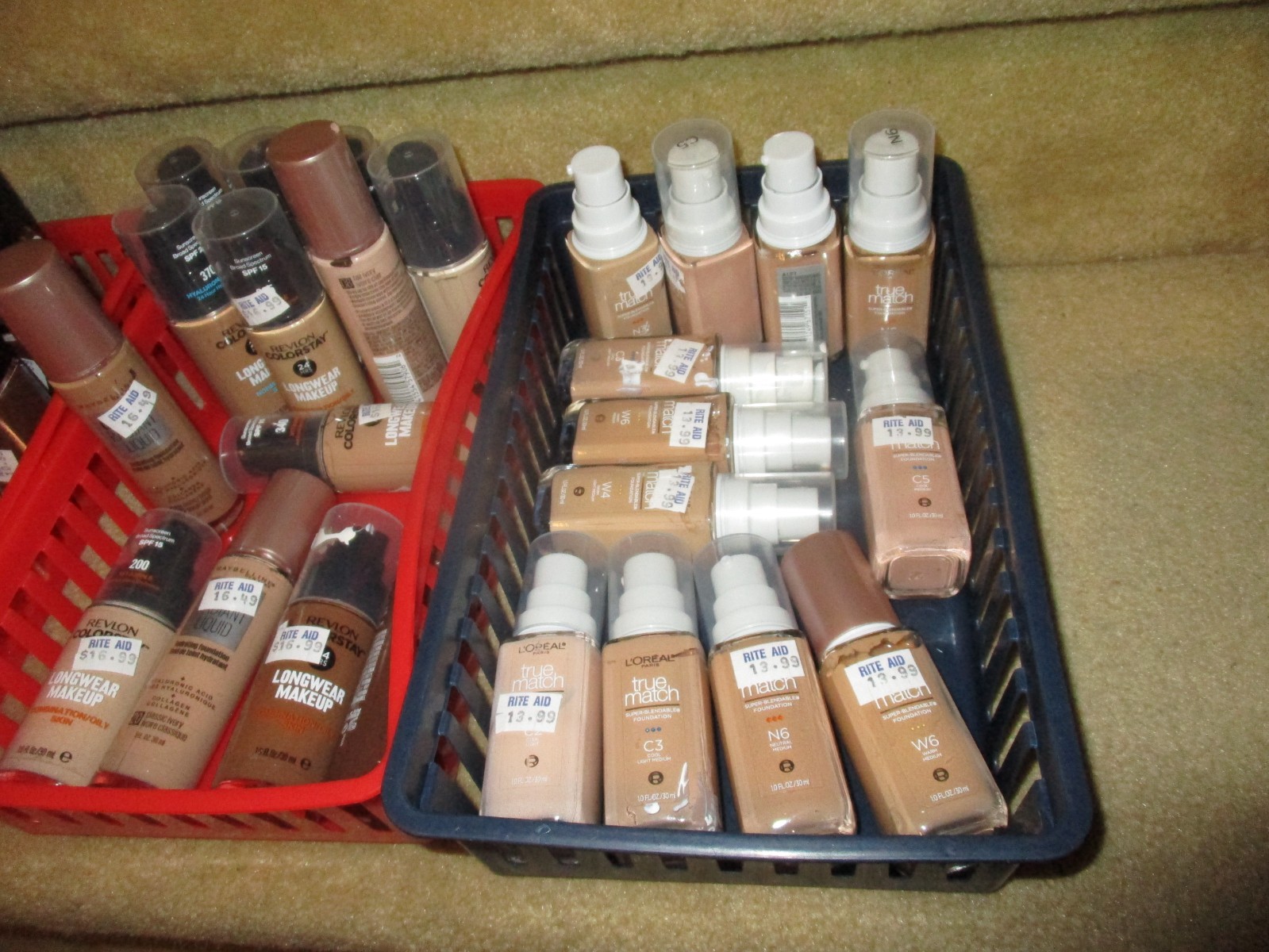 49 pc lot ! NEW L’oreal maybelline revlon foundation makeup