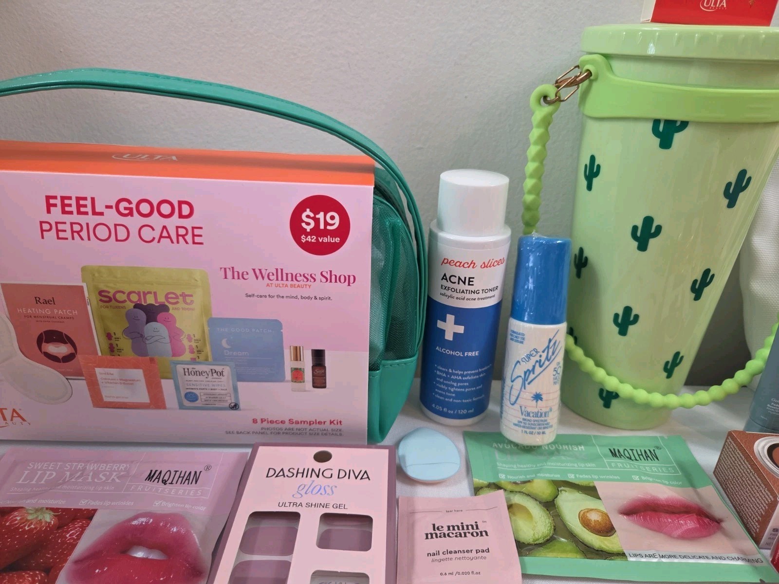 100+ Pc High End Beauty Mixed Lot ~ Makeup Skincare Haircare & More HUGE Value!