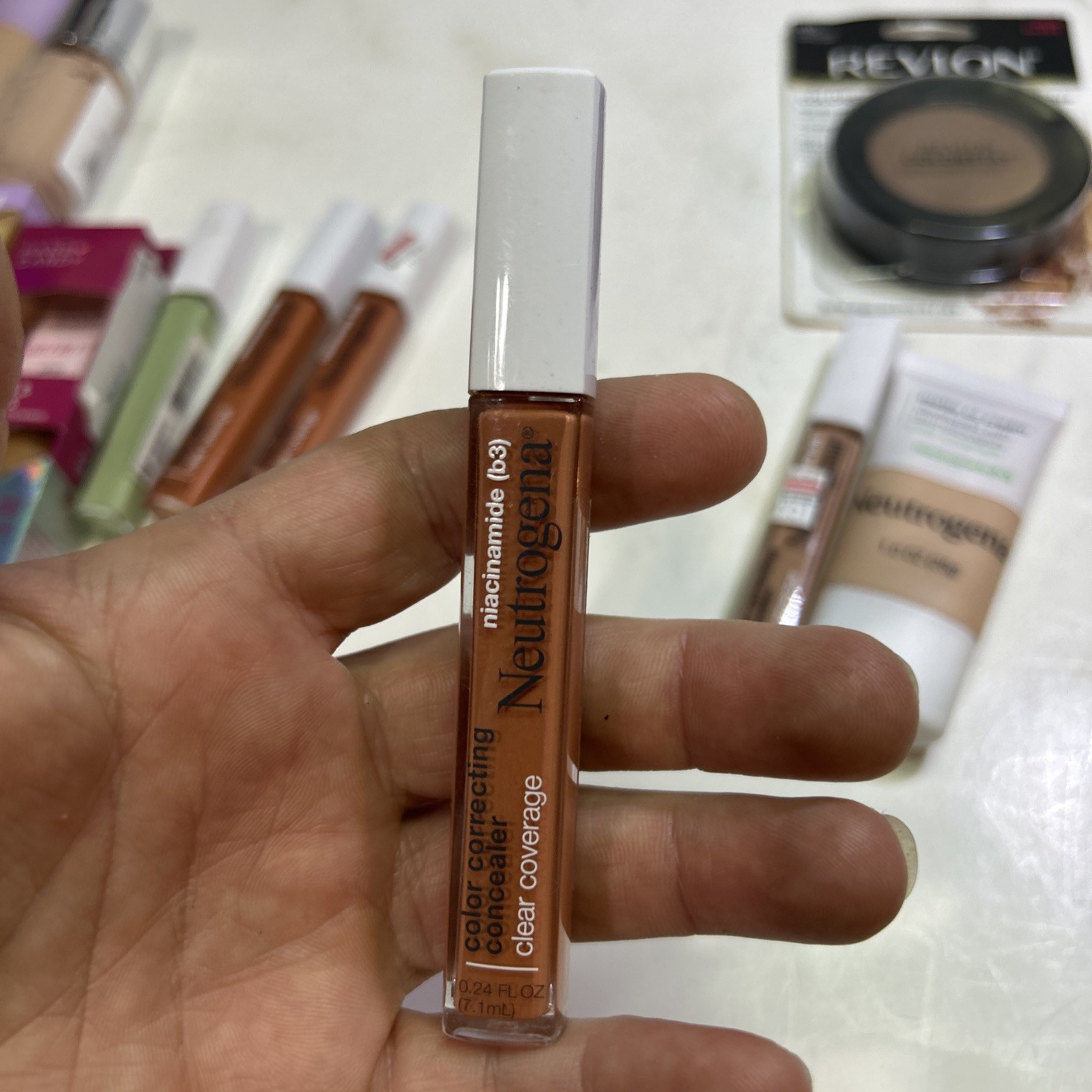 Make Up Bundle Neutrogena Joah Elf Revlon Hard Candy See Photos