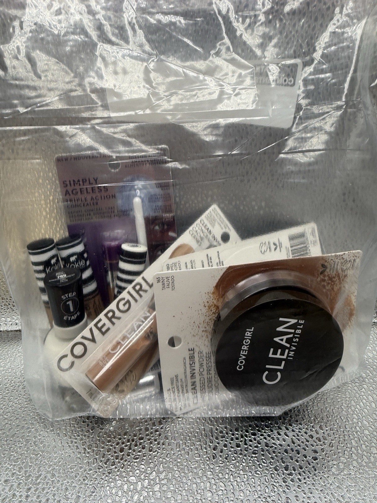Makeup lot Bundle Various Brands 10 Pieces!