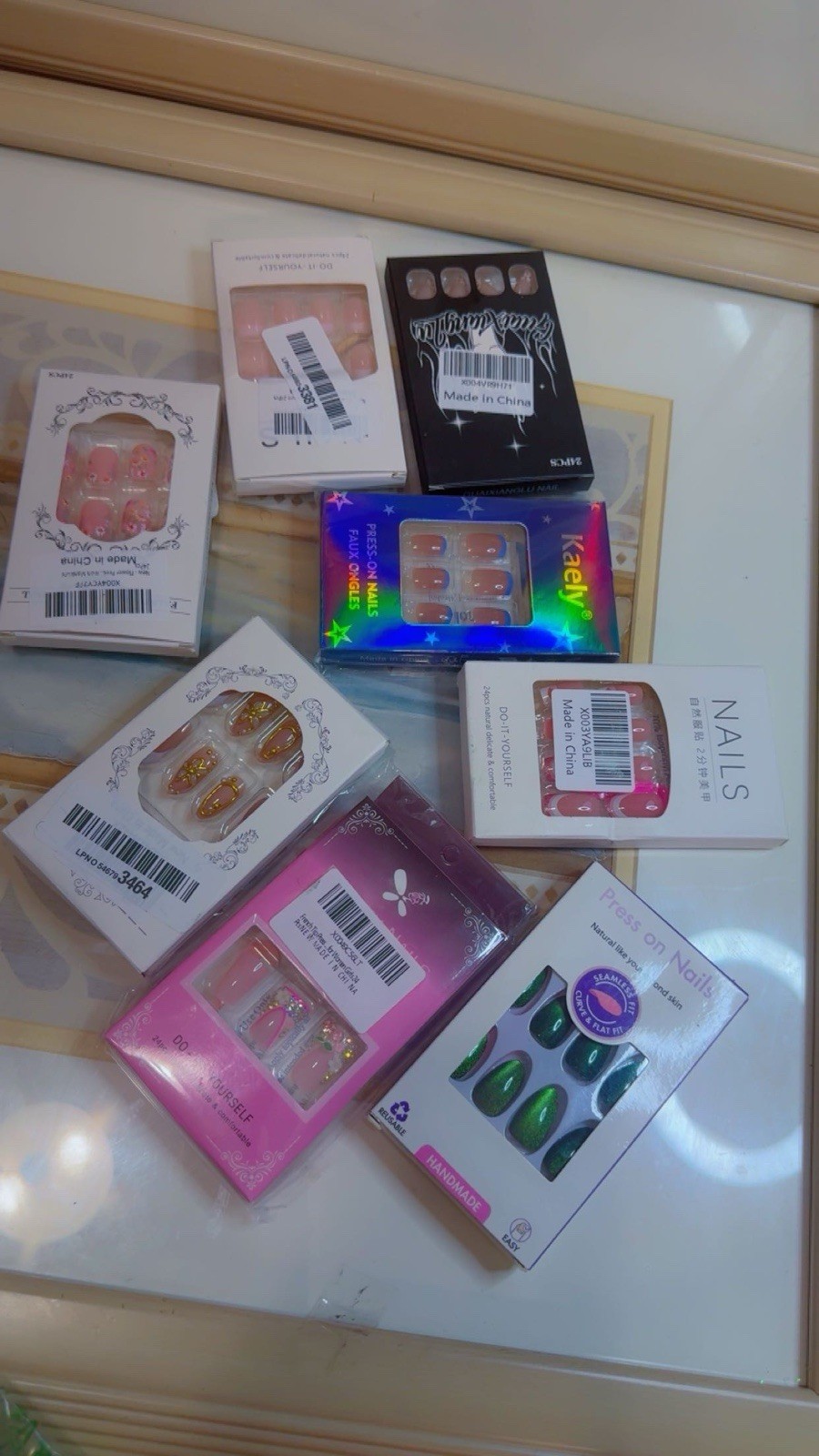 FINAL SALE!!! | Beauty and Accessories Box | Different condition | Body and Hair