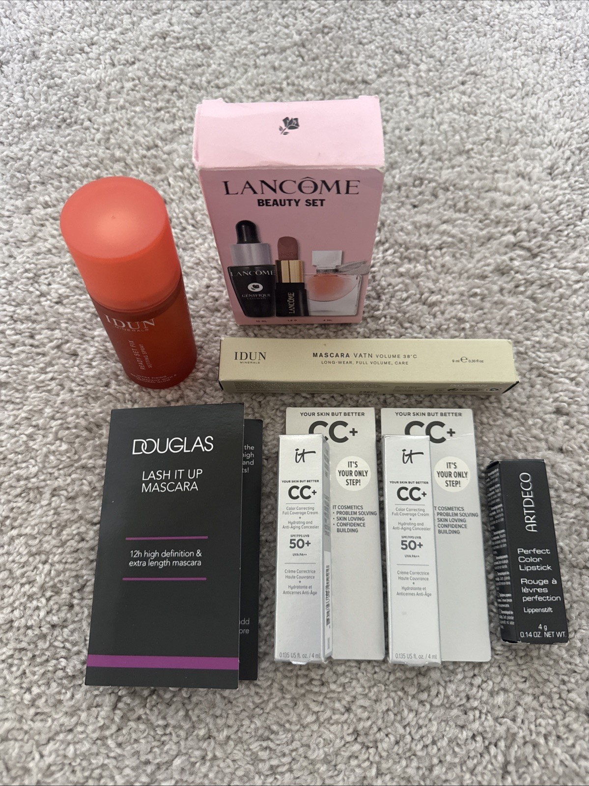 Artdeco, IDUN, It Cosmetics Lot Mascara Setting Spray CC+ Cream Samples