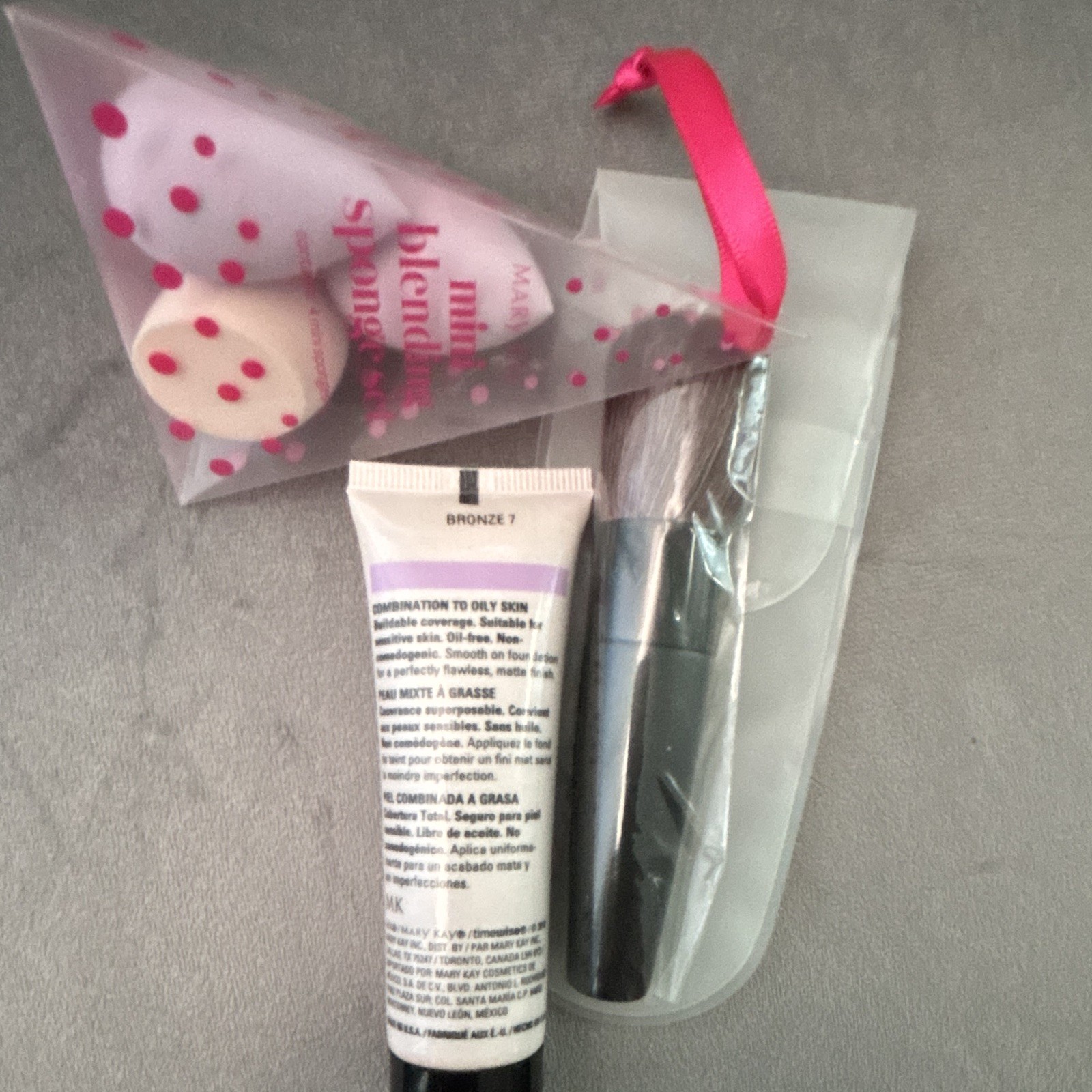 Mary Kay TimeWise Matte-Wear Foundation Bronze 7 w/ Brush + Sponge