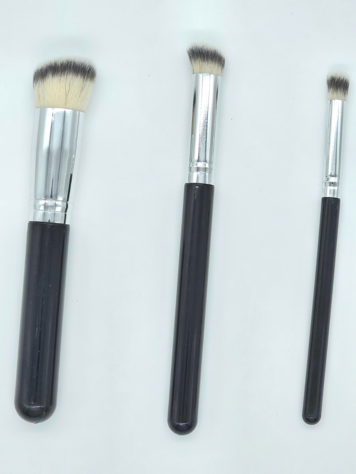 Beauty tools bundle with false eyelashes