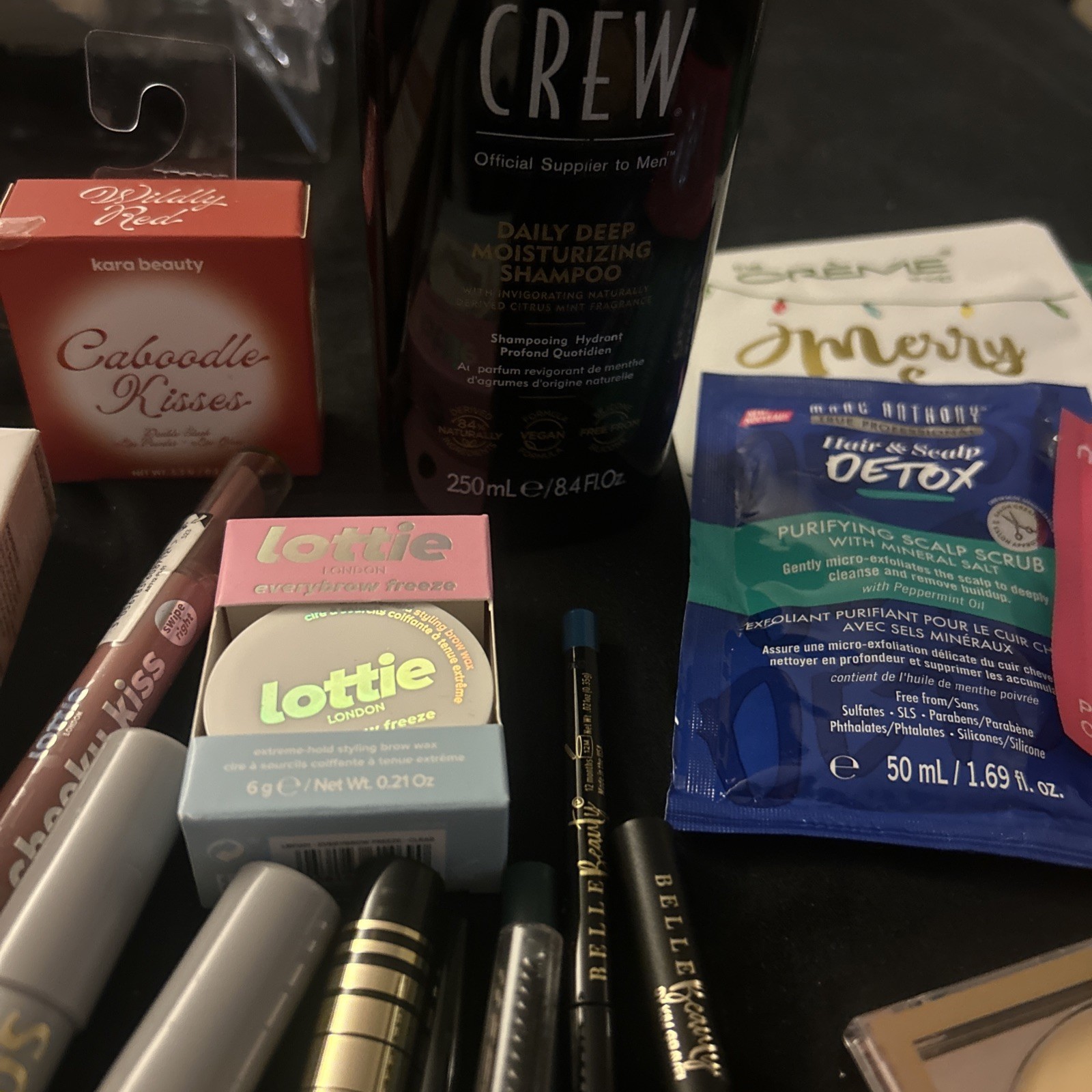 44 pcs Mixed Makeup Bundle, Lancôme, Belle, Honest, Estee , La Roche, L’Oréal ..