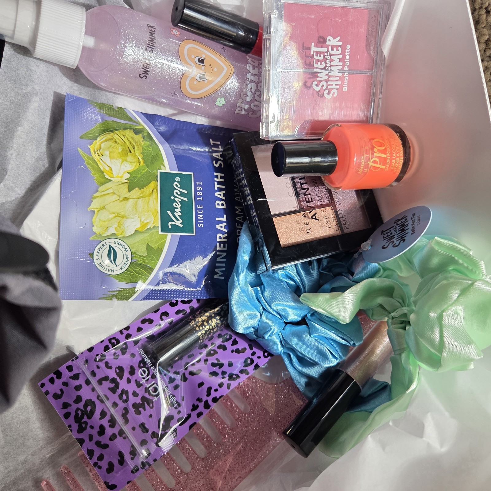 Makeup Lot Wholesale Bulk NEW Hair Skin Beauty items tools Mixed Bundle Cosmetic