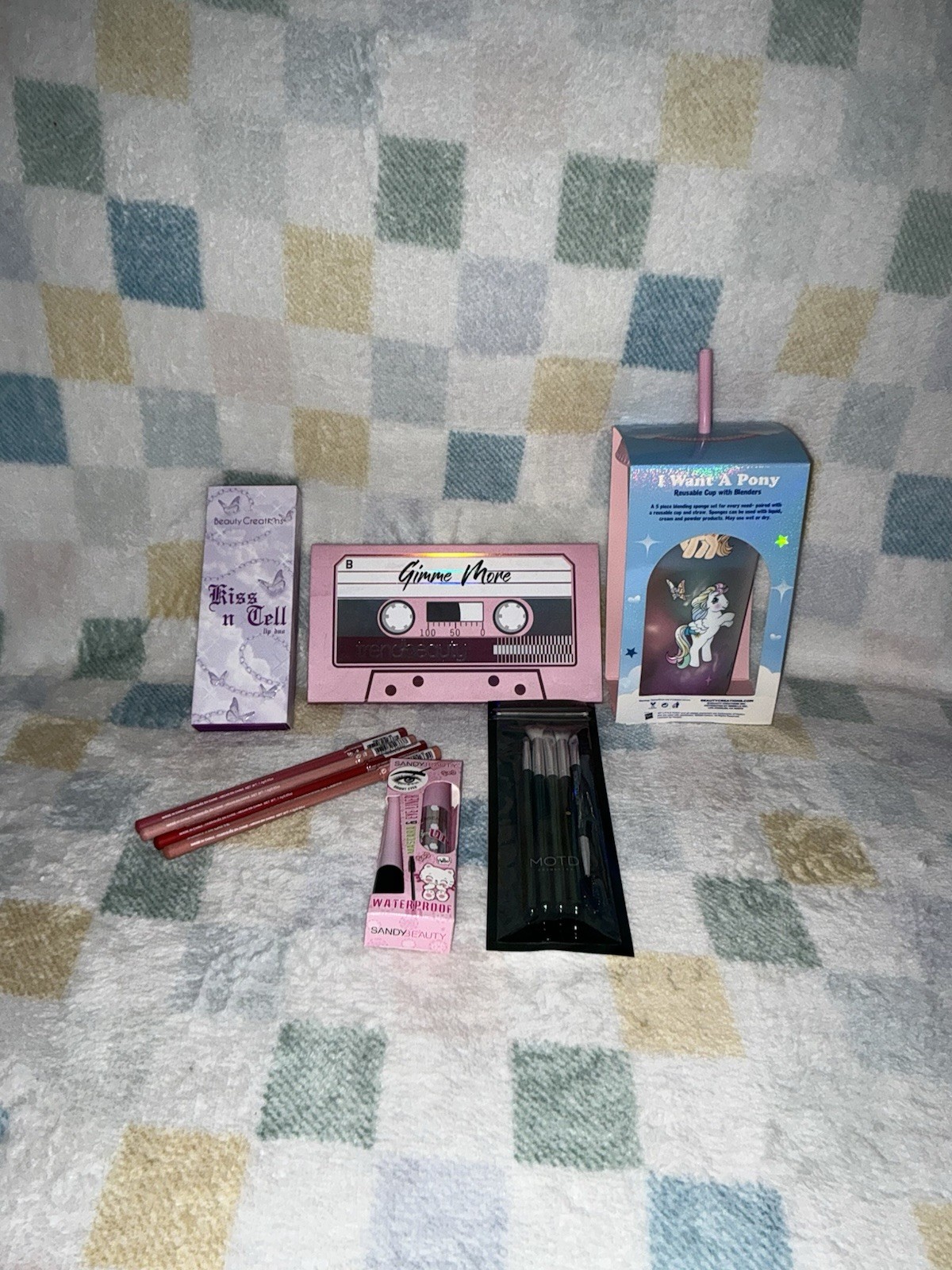 Trend Beauty & Beauty Creations Makeup Bundle
