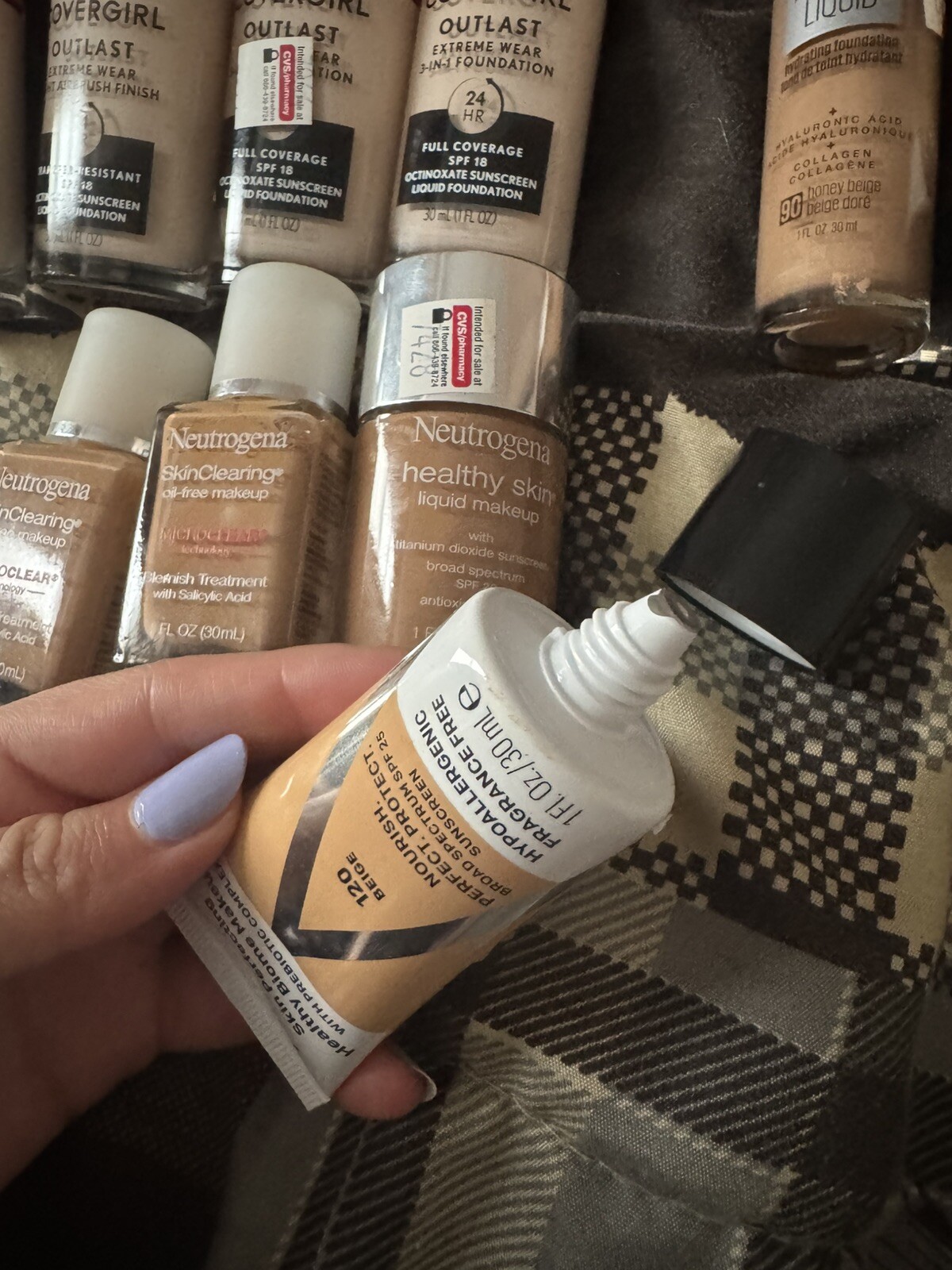 Lot Of Revlon, Neutrogena, Covergirl ,maybelline 12 Pieces