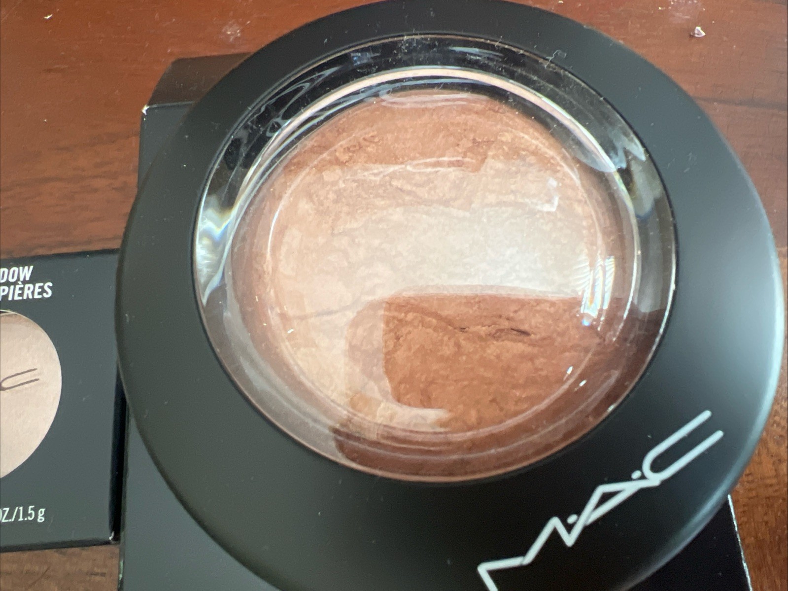 New MAC Cosmetics 7 pc MAKEUP & BEAUTY bundle Authentic Eyes And Cheeks