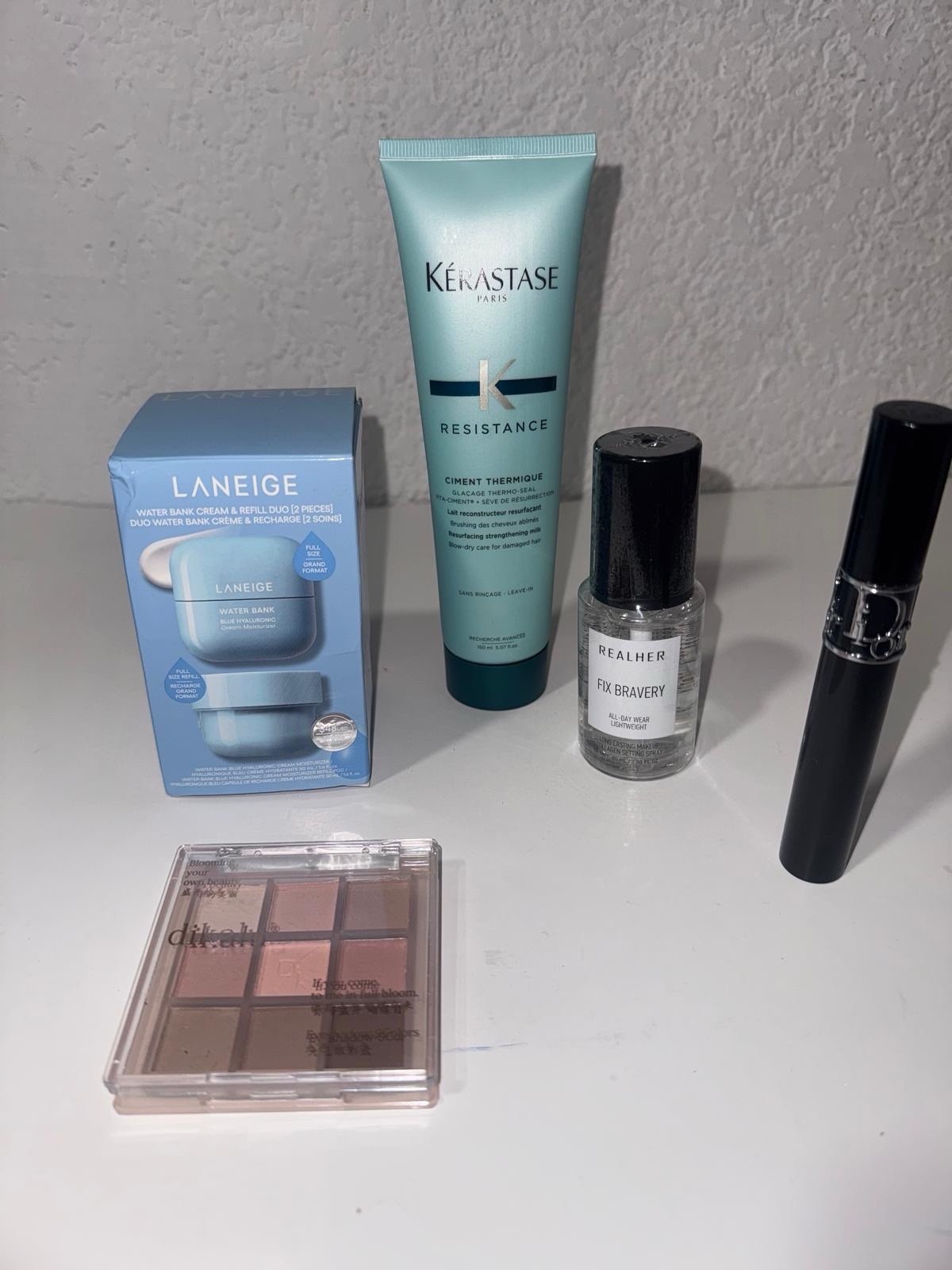 Assorted Full Size Hydrating Beauty Lot: Laneige Water Bank, Kerastase, Realher