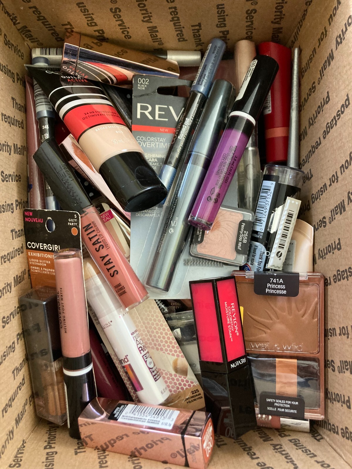 DARK SKIN TONES 50 piece lot of assorted name brand cosmetics Maybelline Rimmel