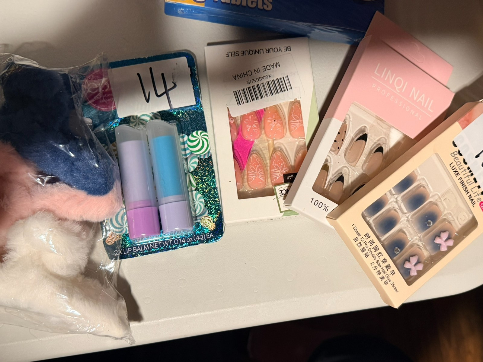 Bundle 10 – Mixed Lot Electronics Beauty Accessories Home Goods 11+ Items