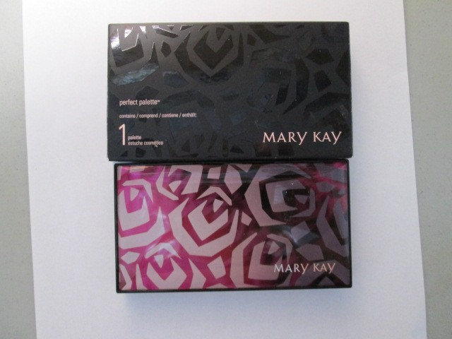 Mary Kay Mineral makeup lot in FILLED Perfect Pallette ~ IVORY 2, Shy Blush ++