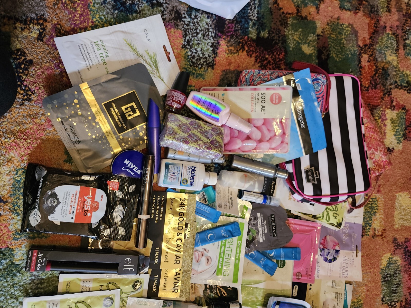 Bulk Wholesale Cosmetics, Haircare, Body Care, Bags. Lot Of 10. Chosen At Rando