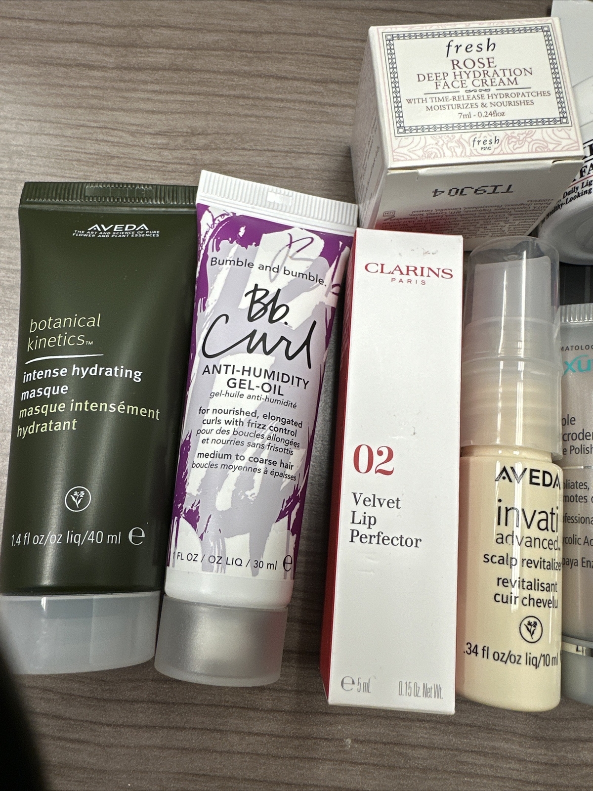 Lot of 14 Deluxe / Travel Size (Hair, Skin Care, Makeup, Beauty Product Samples)