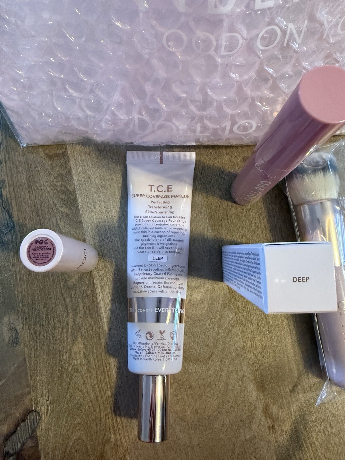Doll 10 6 Piece T.C.E. Makeup Set In DEEP.
