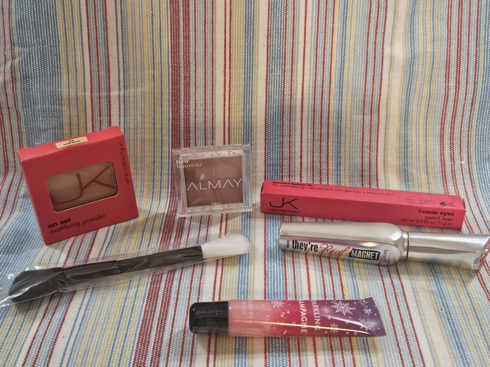 6 Piece Mixed Makeup Lot Jk, Almay, Mally, Bath and Body Works, and Benefit