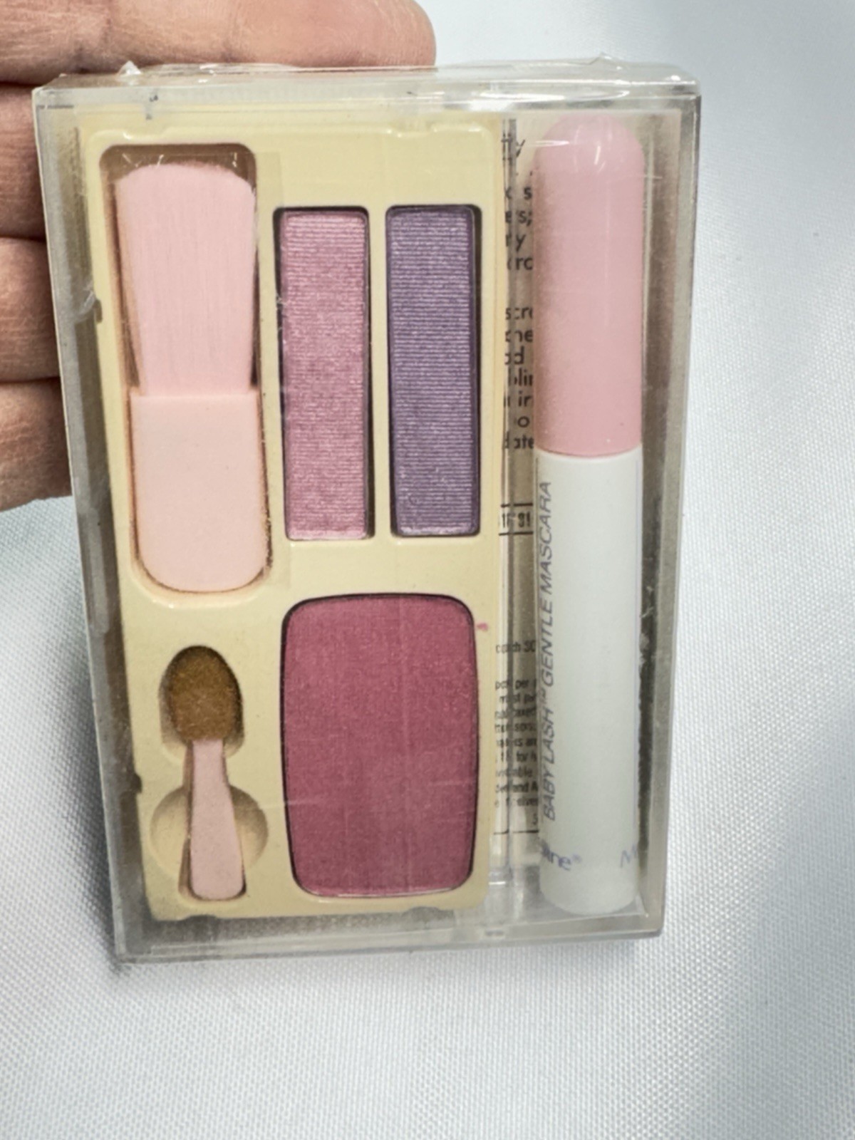 Maybelline Crank Up The Color Shine Free 14224-00 Rare HTF Seal Cassette Read
