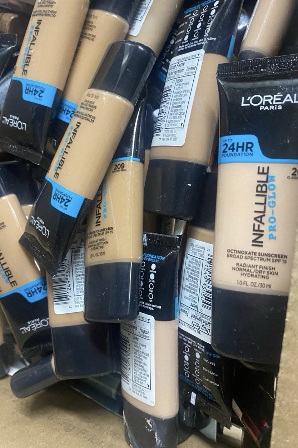 L’Oréal Paris Infallible Pro-Glow 24HR Hydrating SPF 15 Mixed Lot 1.0 fl oz