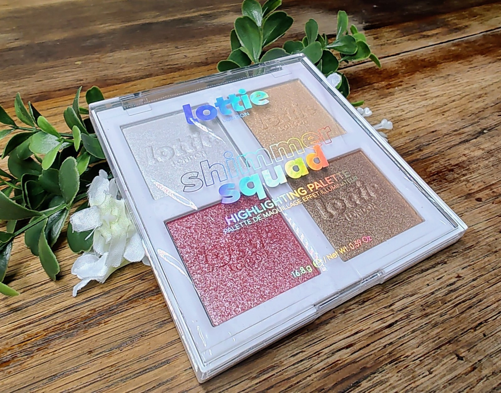 highligher lottie london shimmer squad highlighting palette glowburst 4 colors