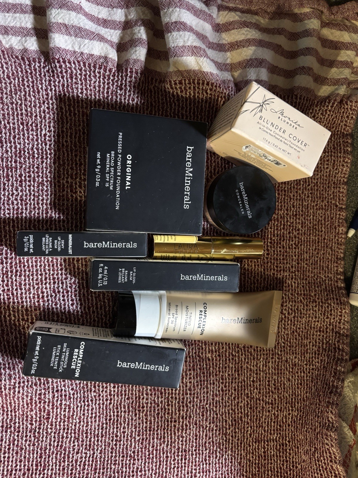 bareMinerals Full Size Makeup Lot: Pressed Powder Foundation, Concealer SPF 20