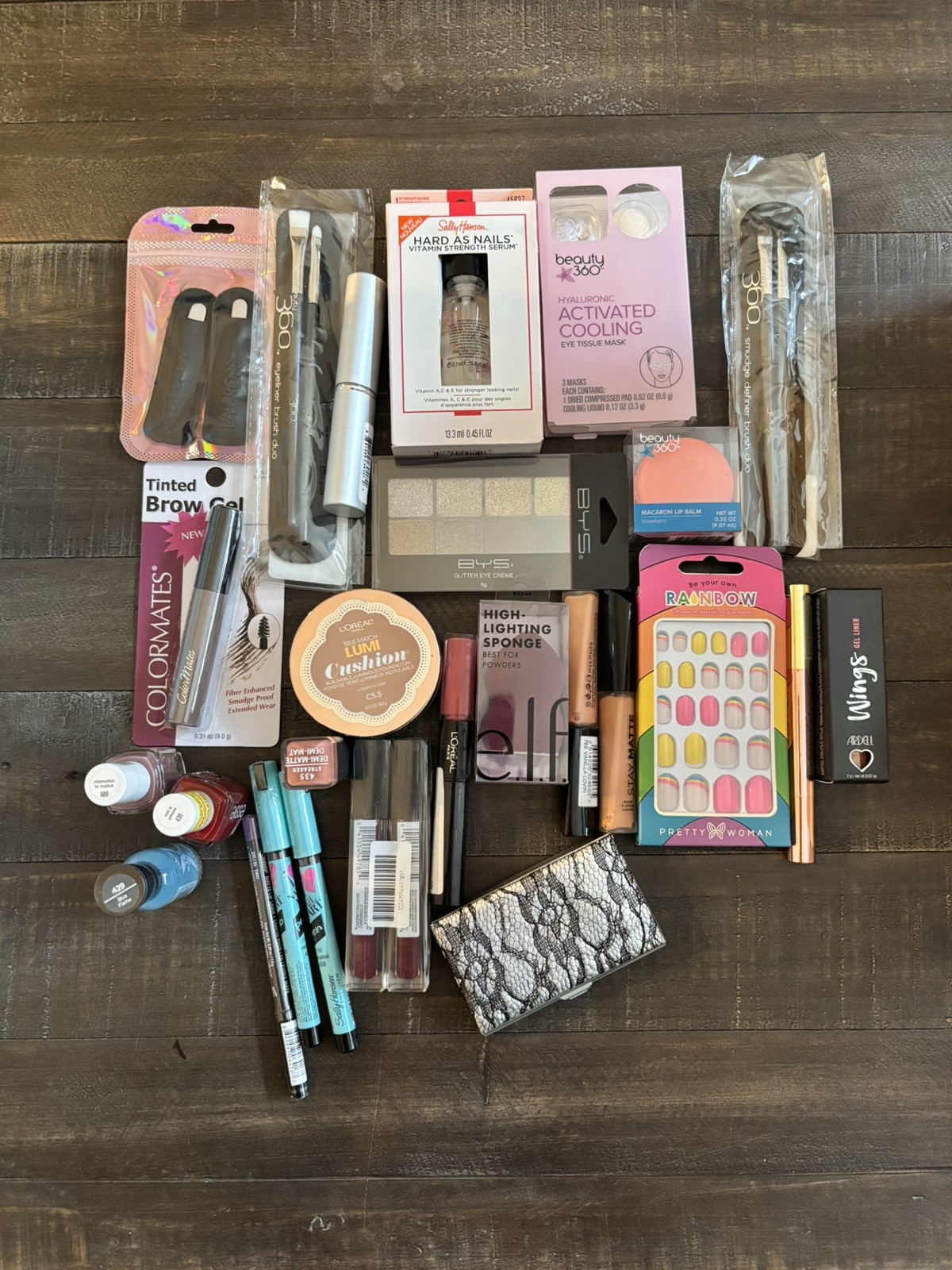 25 Assorted Full Size Mixed Makeup & Beauty Lot- As seen in photos- Box 605