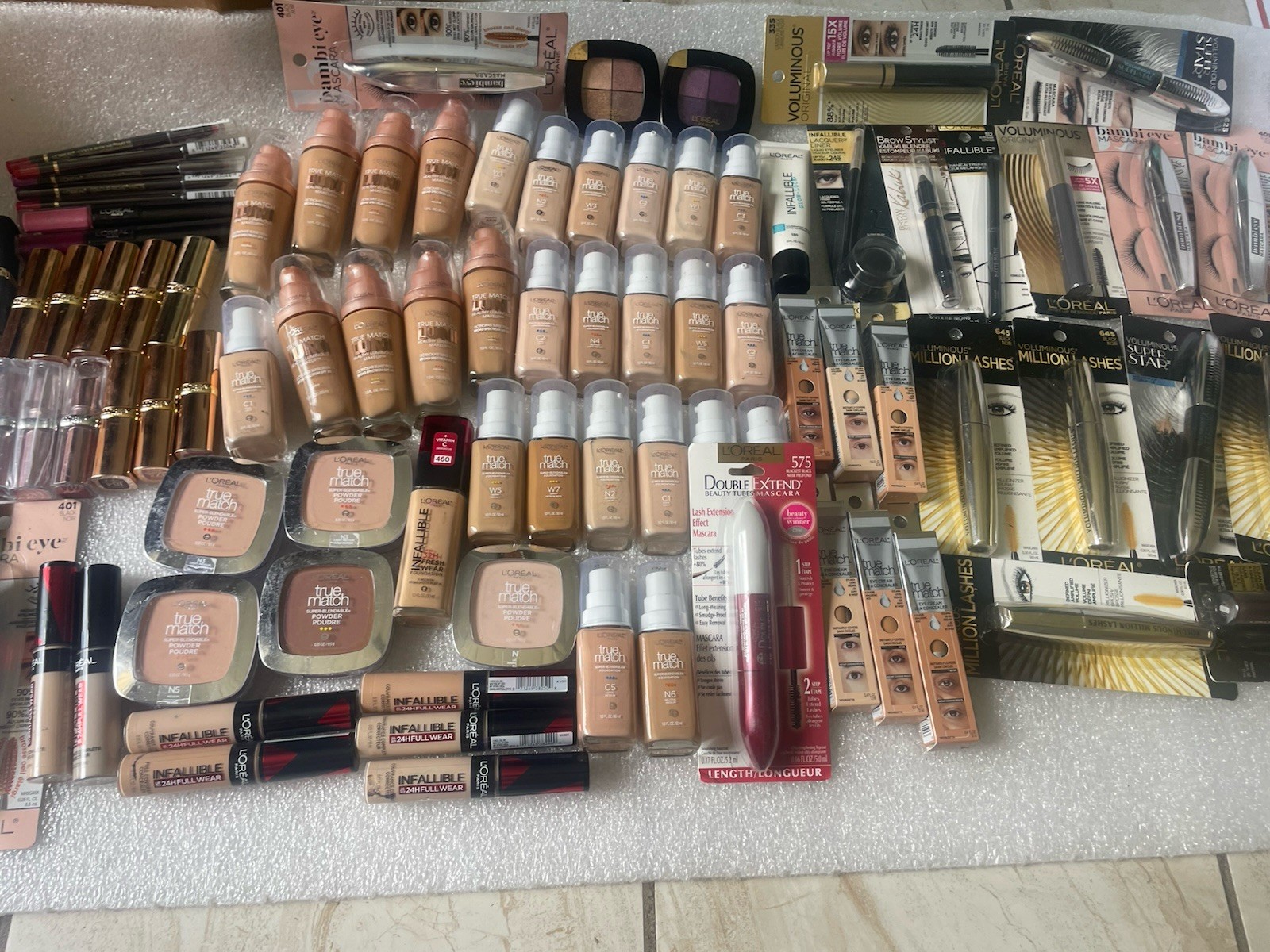 100 X Loreal Mixed Makeup Lot Assorted With Duplicates View