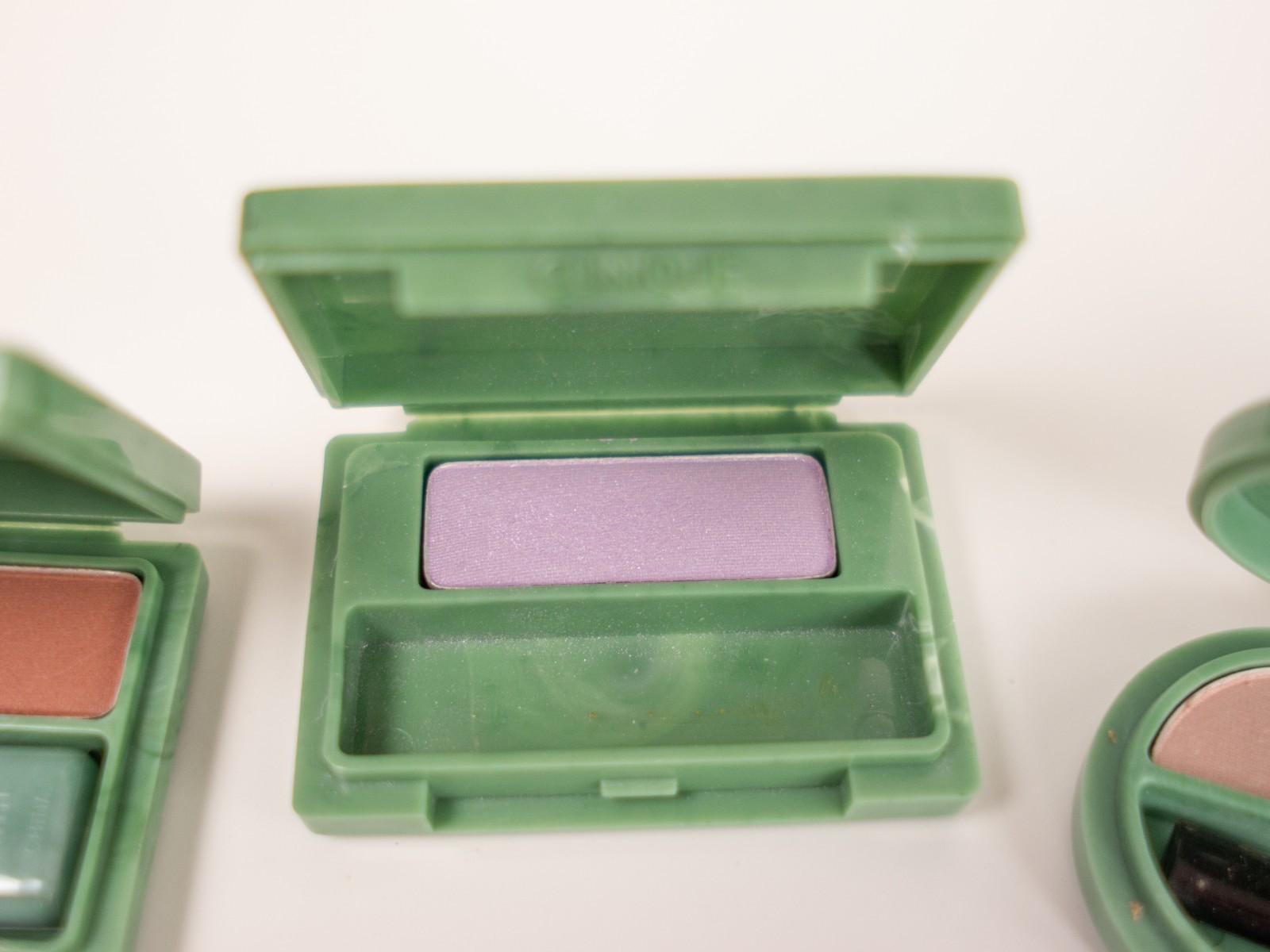 Lot of 7 Vintage Green Clinique Bag Soap Lipstick Powder Eye Shadow Blush Mousse