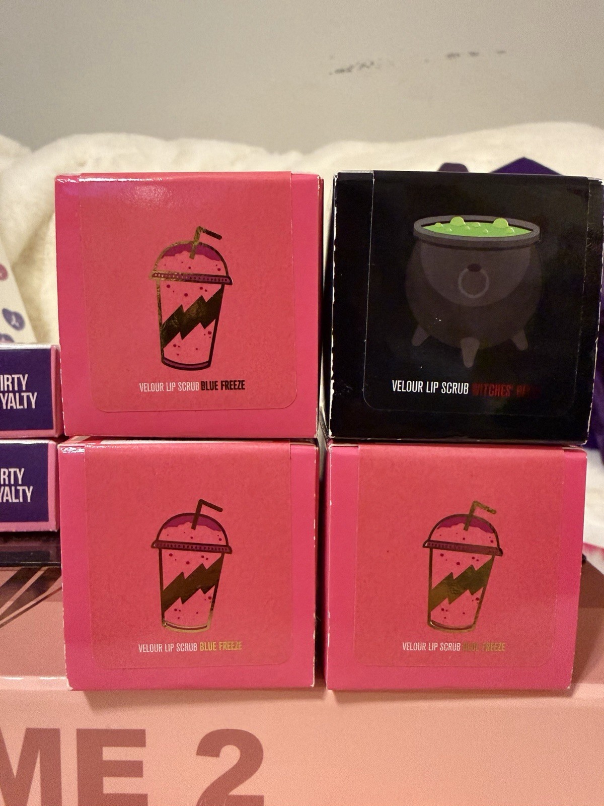 $500+Jeffree Star Bundle MAKEUP Lot#GLOSS, LIP SCRUB,MIRROR,BEAUTY GIFTS,PALETTE