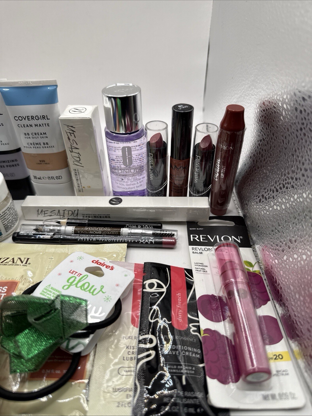 34pc Mixed MAKEUP BEAUTY SKINCARE LOT Body Drug Store & High End All Brand New!