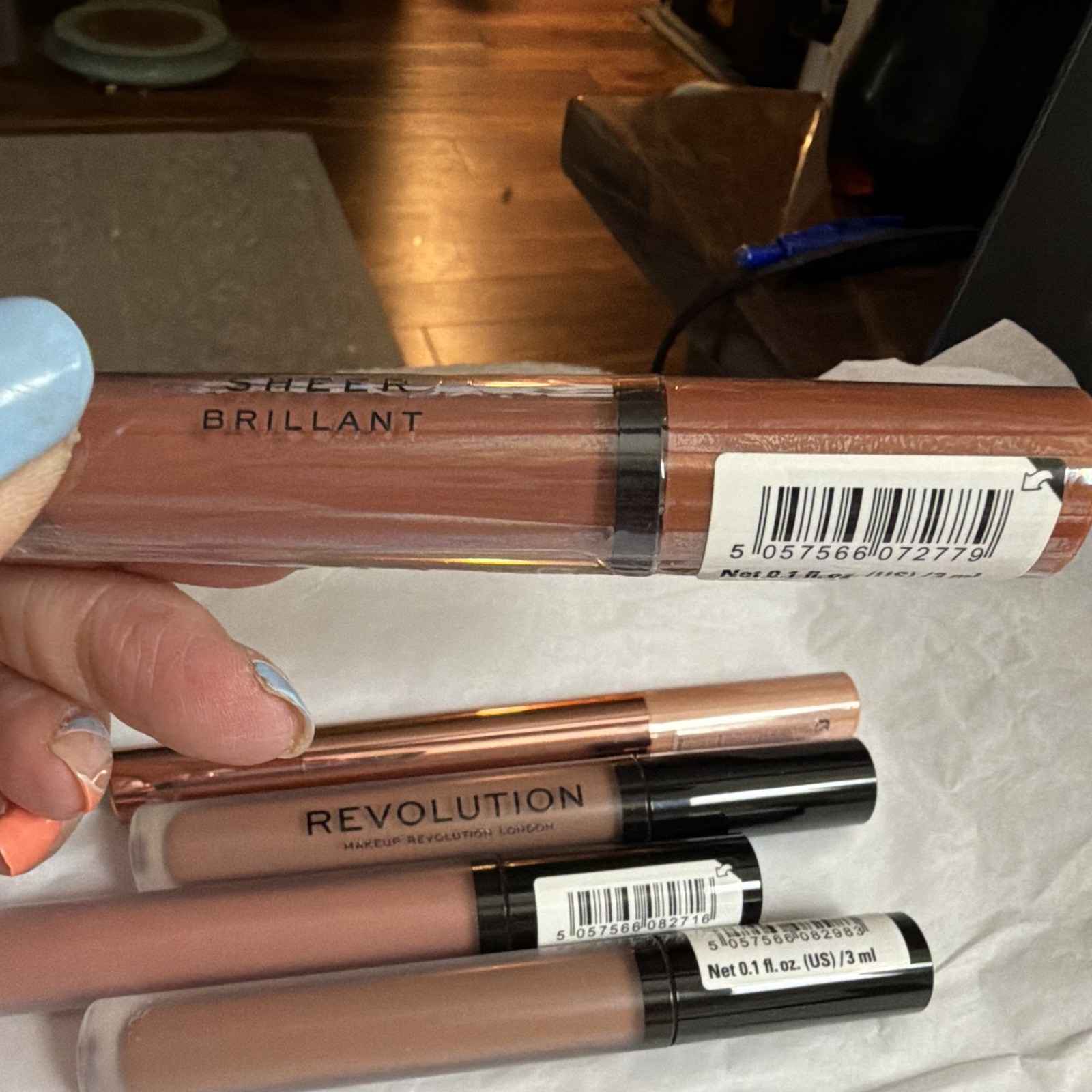Revolution Lip Products Lot of 4 Matte & Sheer Matte Crush 111, Vow 120