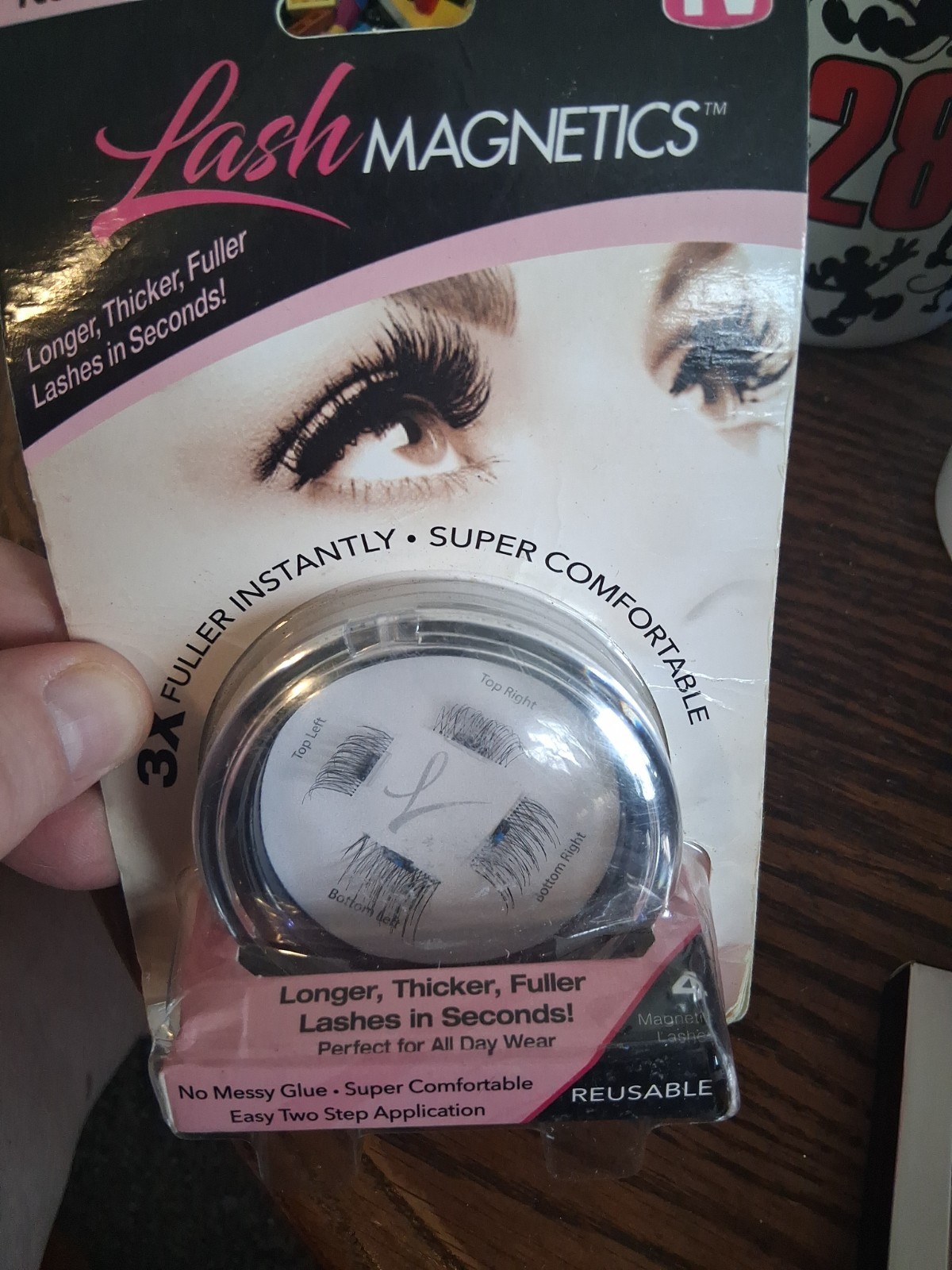 Beauty Lot 8 Piece Set Revlon Pacifica Revolution Lash Magnets 2 Brush Holders