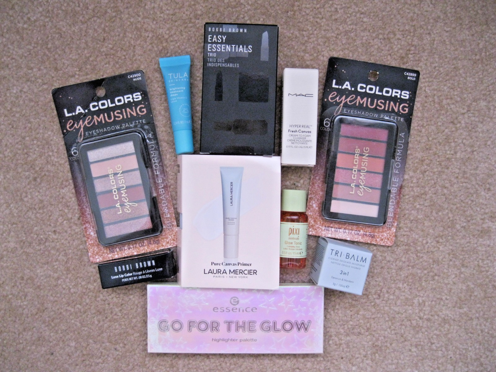 Lot of 20 – Mixed Cosmetics/Skincare with Makeup Bag