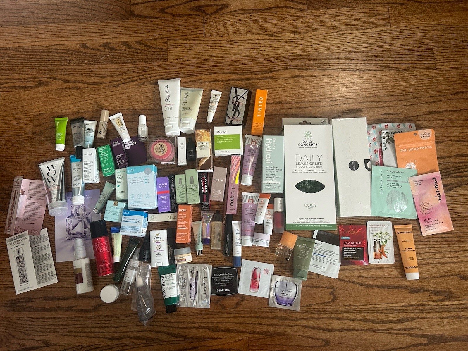 80 Piece Lot Makeup Haircare Fragrance Skincare Samples & Full Sizes NEW