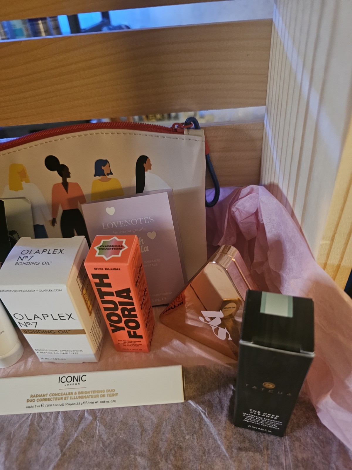 Luxury Beauty Makeup Skincare Gift Bundle Lot – Kosas Iconic London Glossier