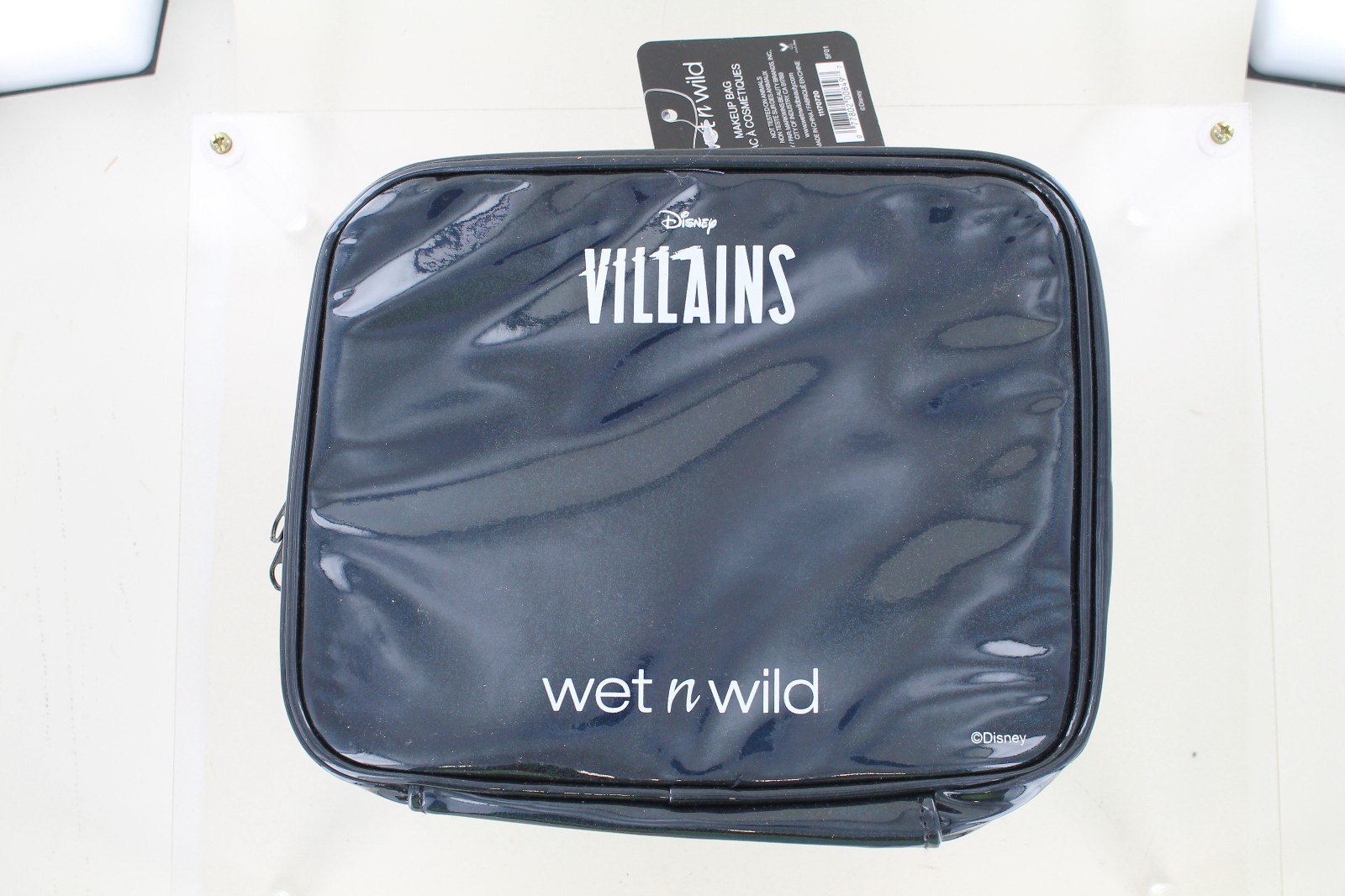 New Wet N Wild Disney Villains Lot – Ursula – Bag, 2 Blush, Highlighter