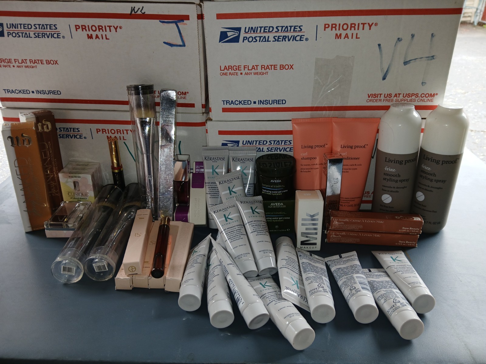 Beaut & hair Care Lot Mix . 43 Items