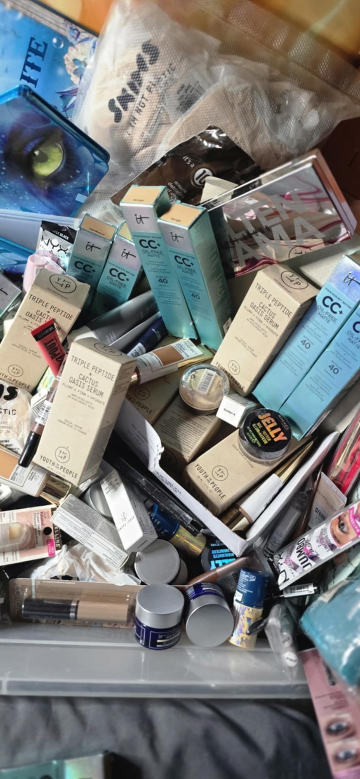 HUGE BEAUTY SURPRISE BOX $200 VALUE All NEW Items! Stocking STUFFERS 10-15 ITEMS