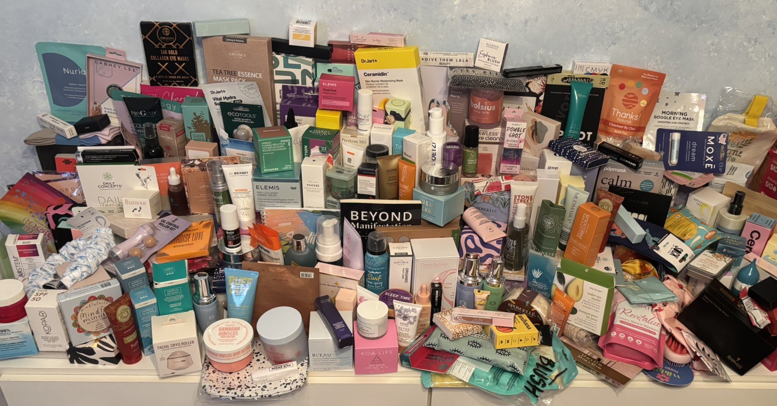 5-7 Luxury Beauty Mystery Box-FULL SIZE-High End-Skincare Body Makeup-BRAND NEW
