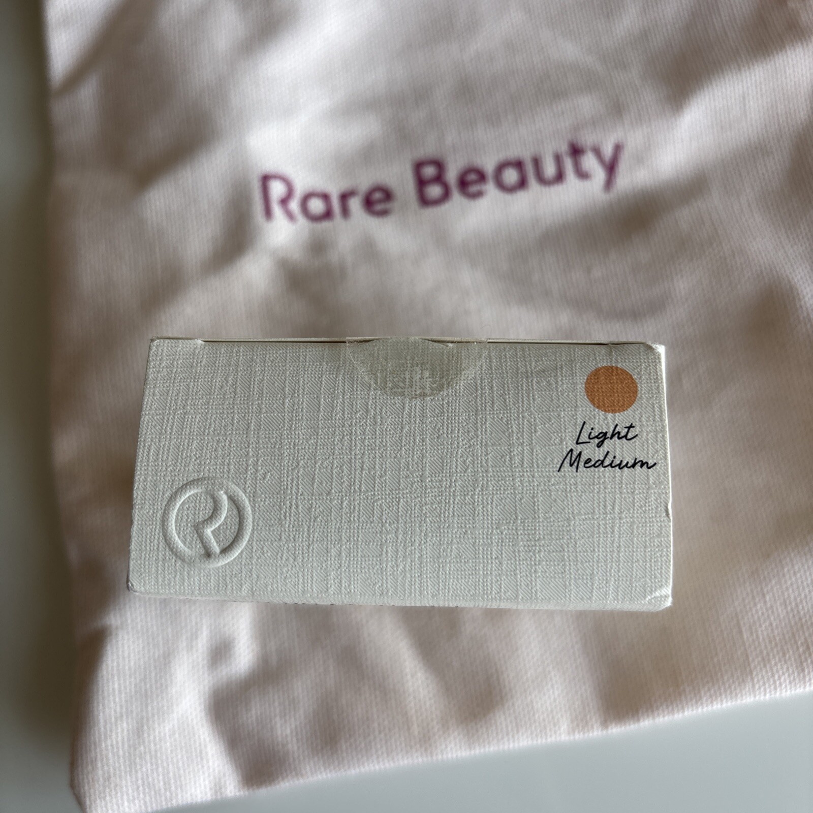 LOTS OF 3 RARE BEAUTY HAIR SCRUNCHIE DUO+SOFT RADIANCE SETTING POWDER+POUCH