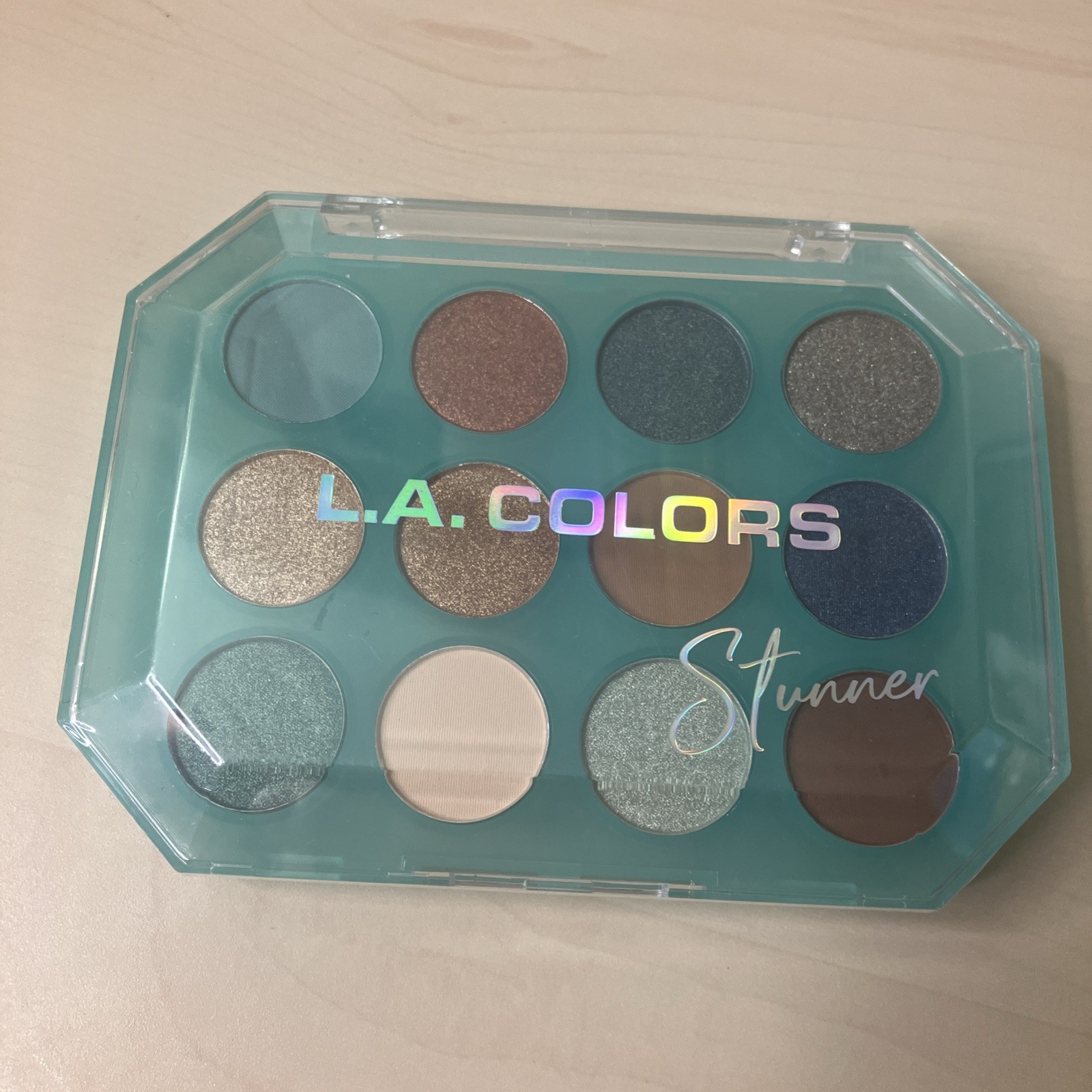 LA ROCHE-POSAY Cleanser Oily Skin Beauty Lot Hair Liquid IV Eyeshadow Palette