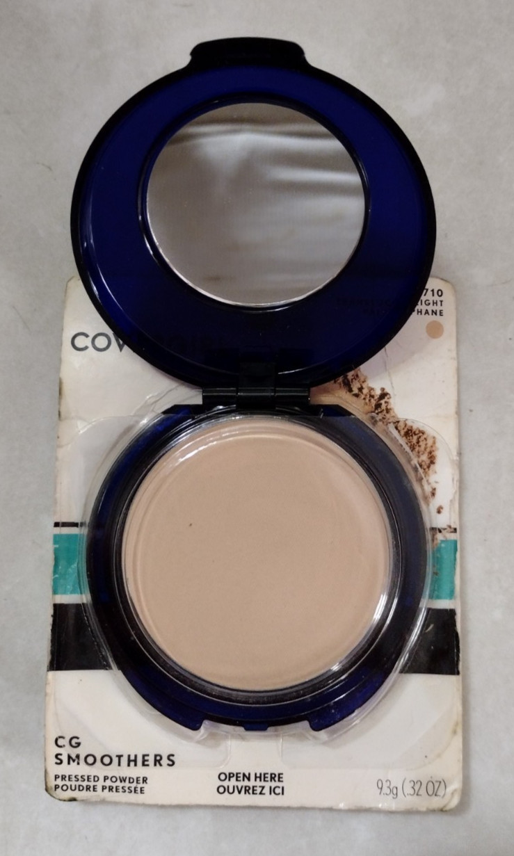 CoverGirl MAKEUP LOT OF 8 Glitter Eye Shadow Blush Contour Palette Foundation
