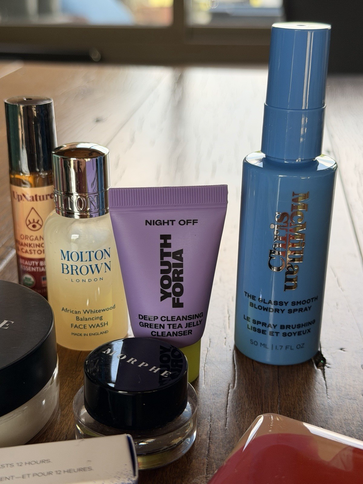 Beauty Bundle 23 Items- SOL De Janero Chris McMillan Morphe Alterna Youth Foria