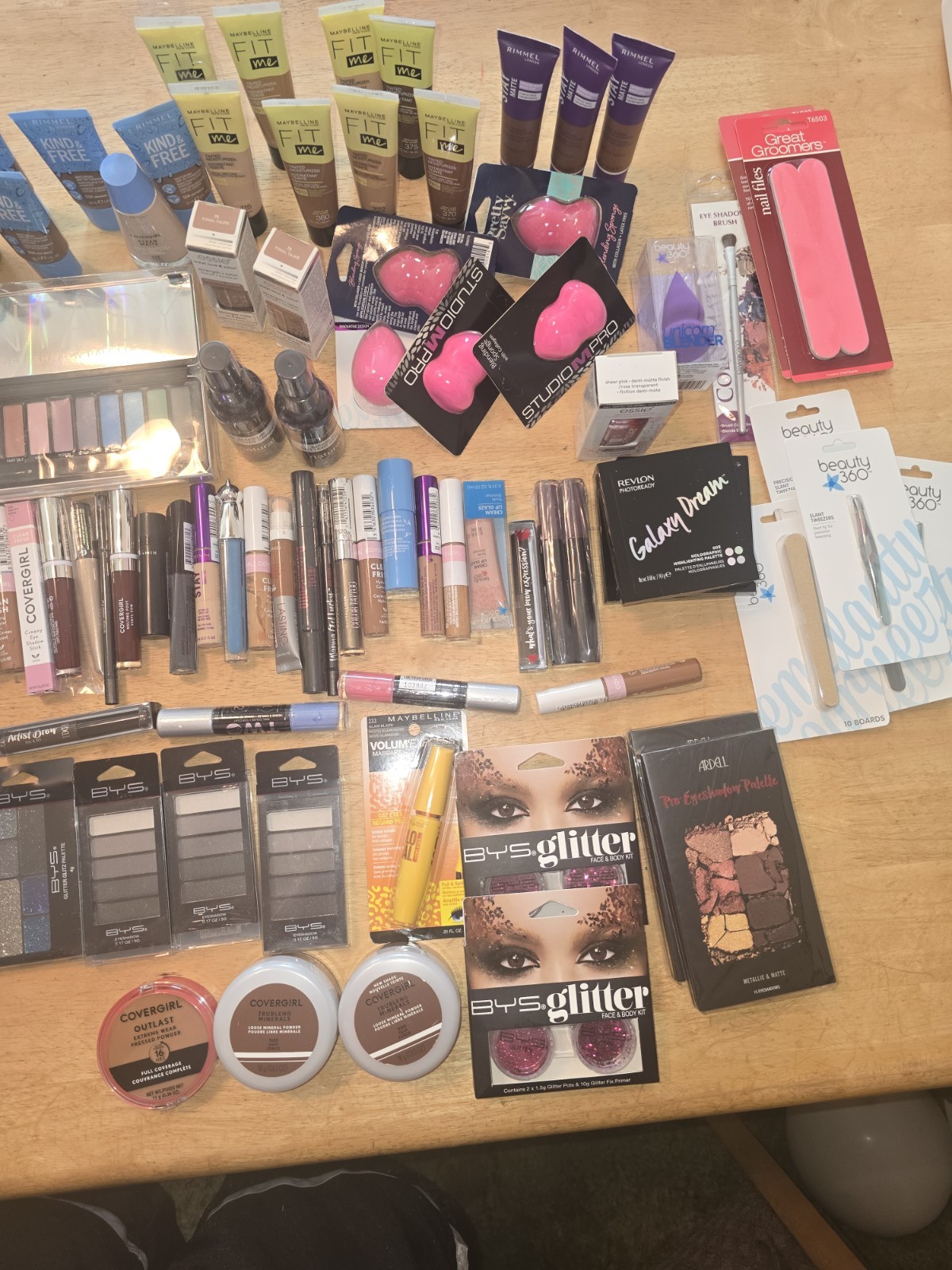 150+Pcs Health And Beauty Mixed Makeup Lot Maybelline Covergirl BYS Rimmel