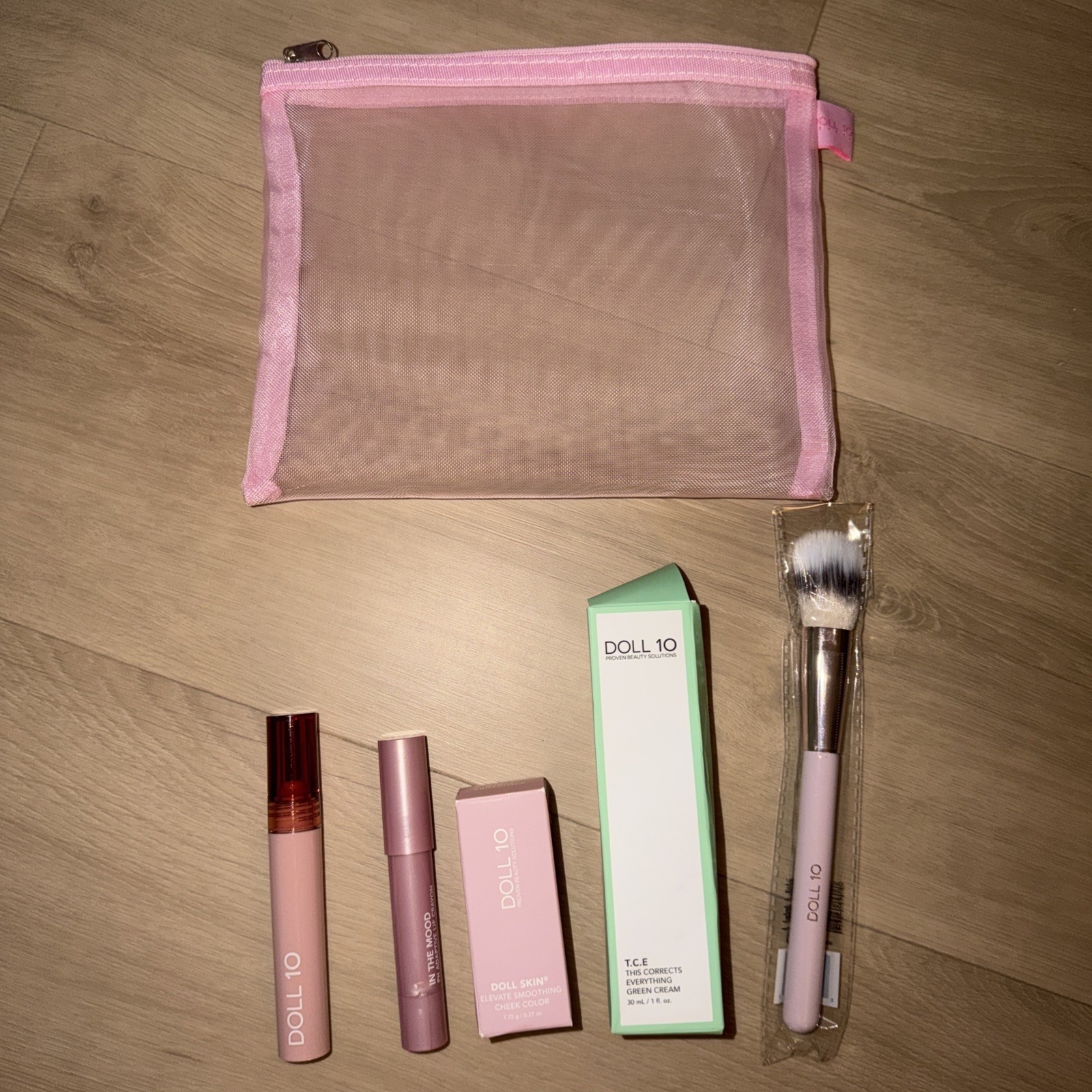 Doll 10 Makeup Lot TCE Green Cream Lip Stain Crayon Blush Brush Bag