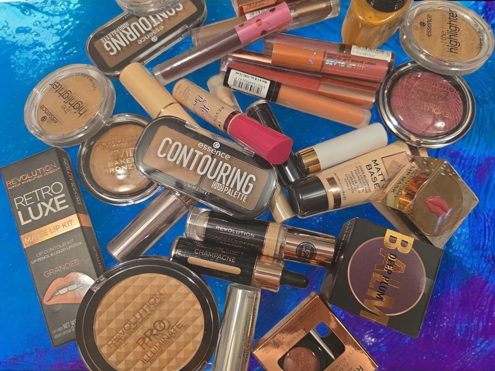 BEAUTY MAKEUP SKINCARE HAIRCARE MYSTERY LOT – ALL NEW FULL SIZE ITEMS ~ 25PC NEW
