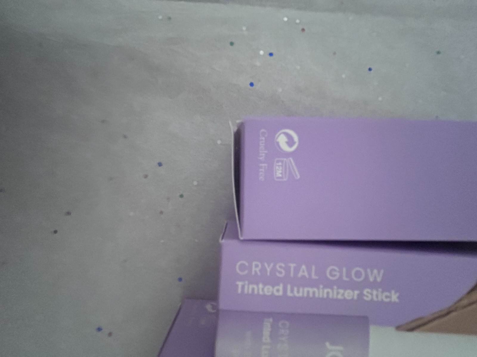 4 Joah crystal glow tinted luminizer stick MW020