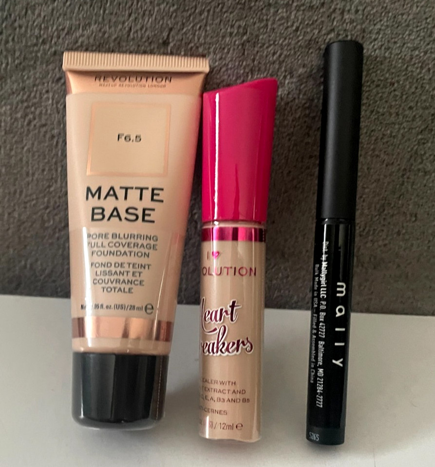 Revolution Mally 3 Piece Makeup Bundle *NEW*
