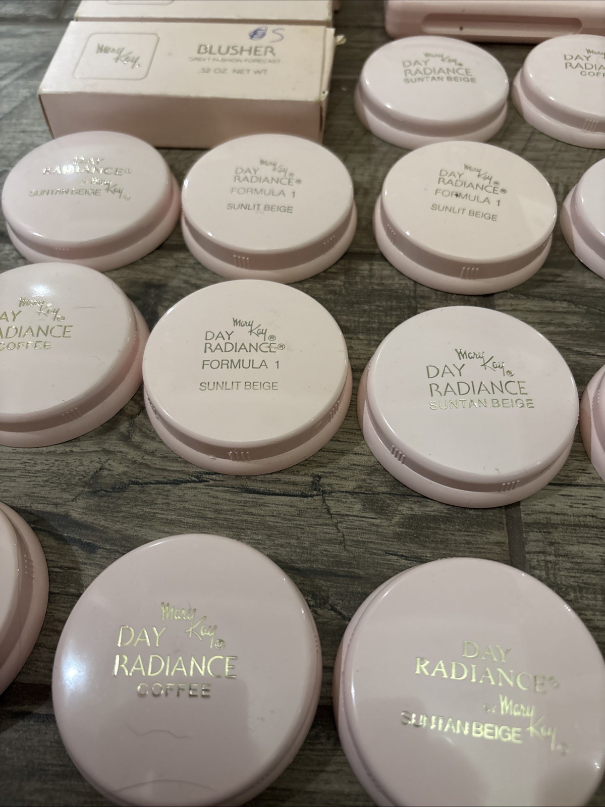Vintage Mary Kay Day Radiance & Blusher Lot – Discontinued Pink Packaging